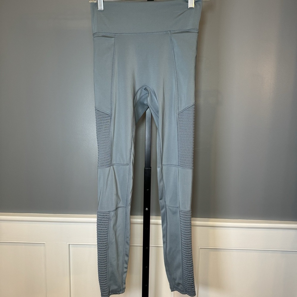 Fabletics Motion 365 High Waisted‎ Moto Legging Size Medium